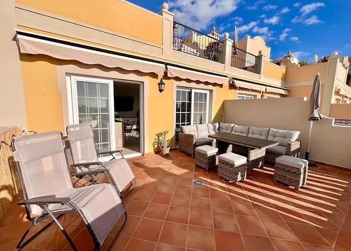 Lägenhet Sea View Duplex Private Jacuzzi, Garden, Terras And Shared Pool *