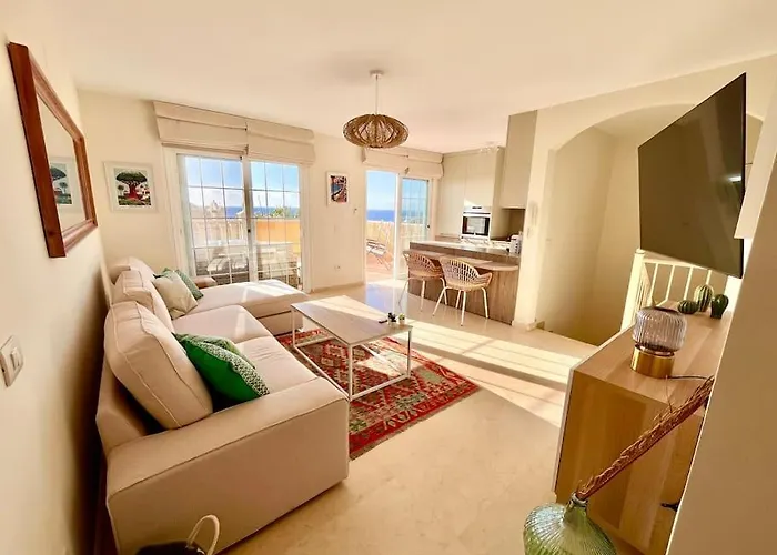 Sea View Duplex Private Jacuzzi, Garden, Terras And Shared Pool Palm-mar