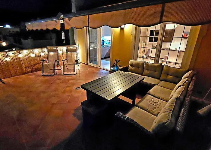 Sea View Duplex Private Jacuzzi, Garden, Terras And Shared Pool * Palm-mar