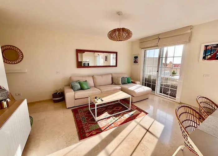 Sea View Duplex Private Jacuzzi, Garden, Terras And Shared Pool Apartment *