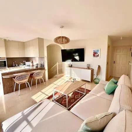 Apartment Sea View Duplex Private Jacuzzi, Garden, Terras And Shared Pool Palm-mar
