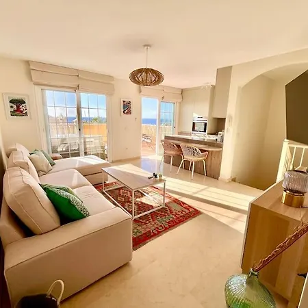 Sea View Duplex Private Jacuzzi, Garden, Terras And Shared Pool Palm-mar