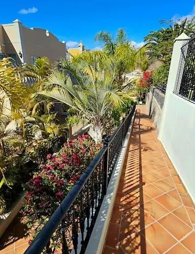 Sea View Duplex Private Jacuzzi, Garden, Terras And Shared Pool Apartman *