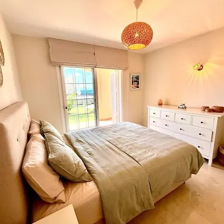 Lägenhet Sea View Duplex Private Jacuzzi, Garden, Terras And Shared Pool