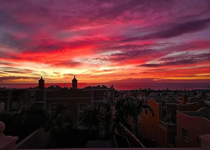 Sea View Duplex Private Jacuzzi, Garden, Terras And Shared Pool Palm-mar